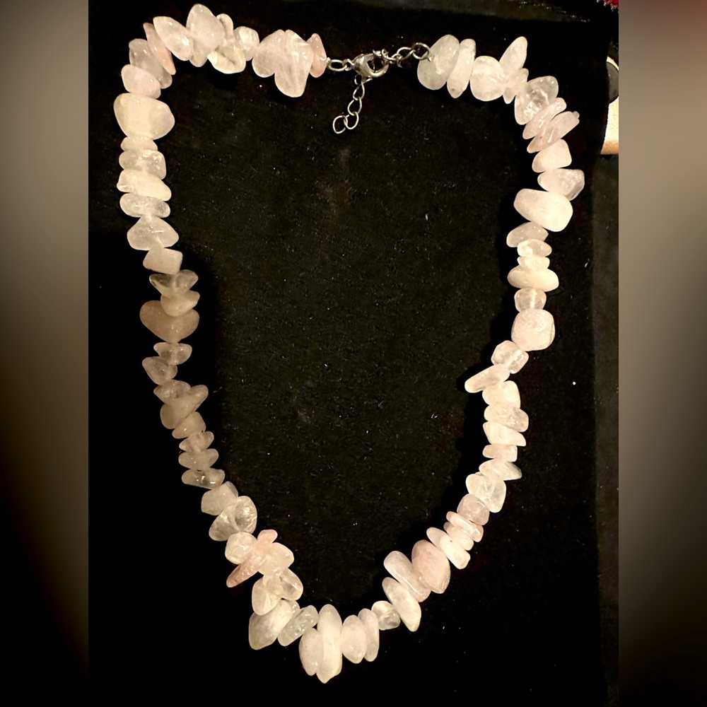 NEW✨Rose Quartz Necklace
